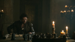 extant_GameOfThrones_3x04-KissedByFire_2332