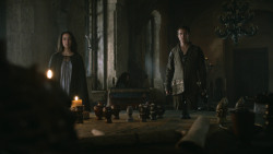 extant_GameOfThrones_3x04-KissedByFire_2360