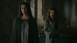 extant_GameOfThrones_3x04-KissedByFire_2408