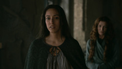 extant_GameOfThrones_3x04-KissedByFire_2413