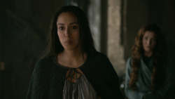 extant_GameOfThrones_3x04-KissedByFire_2414
