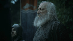 extant_GameOfThrones_3x04-KissedByFire_2484