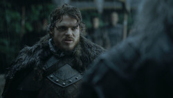 extant_GameOfThrones_3x04-KissedByFire_2533