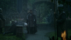 extant_GameOfThrones_3x04-KissedByFire_2548