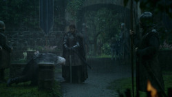 extant_GameOfThrones_3x04-KissedByFire_2554