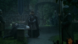 extant_GameOfThrones_3x04-KissedByFire_2556