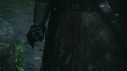 extant_GameOfThrones_3x04-KissedByFire_2592