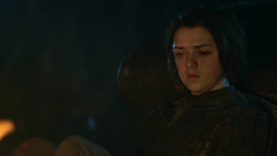 extant_GameOfThrones_3x04-KissedByFire_2635
