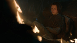 extant_GameOfThrones_3x04-KissedByFire_2662