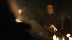 extant_GameOfThrones_3x04-KissedByFire_2670