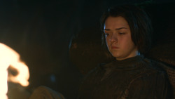 extant_GameOfThrones_3x04-KissedByFire_2694