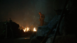 extant_GameOfThrones_3x04-KissedByFire_2711