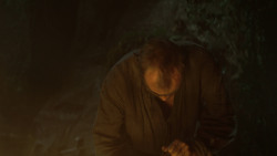 extant_GameOfThrones_3x04-KissedByFire_2722