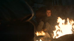 extant_GameOfThrones_3x04-KissedByFire_2731
