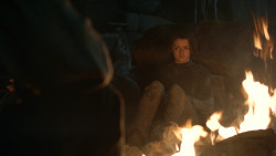 extant_GameOfThrones_3x04-KissedByFire_2744