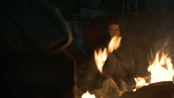 extant_GameOfThrones_3x04-KissedByFire_2746