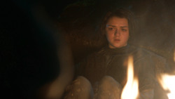 extant_GameOfThrones_3x04-KissedByFire_2759
