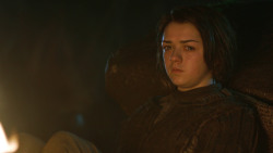 extant_GameOfThrones_3x04-KissedByFire_2765
