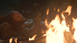extant_GameOfThrones_3x04-KissedByFire_2792