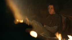 extant_GameOfThrones_3x04-KissedByFire_2799