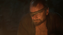 extant_GameOfThrones_3x04-KissedByFire_2817