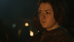 extant_GameOfThrones_3x04-KissedByFire_2845