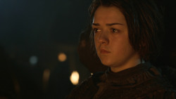 extant_GameOfThrones_3x04-KissedByFire_2846