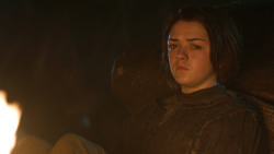 extant_GameOfThrones_3x04-KissedByFire_2865