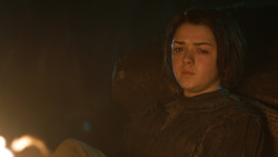 extant_GameOfThrones_3x04-KissedByFire_2878