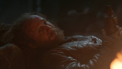 extant_GameOfThrones_3x04-KissedByFire_2880