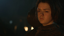 extant_GameOfThrones_3x04-KissedByFire_2895