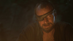 extant_GameOfThrones_3x04-KissedByFire_2905