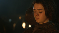 extant_GameOfThrones_3x04-KissedByFire_2909