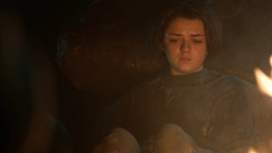 extant_GameOfThrones_3x04-KissedByFire_2924