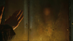 extant_GameOfThrones_3x04-KissedByFire_2949