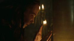 extant_GameOfThrones_3x04-KissedByFire_2960