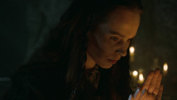 extant_GameOfThrones_3x04-KissedByFire_2992