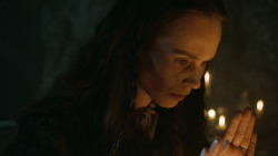 extant_GameOfThrones_3x04-KissedByFire_2993