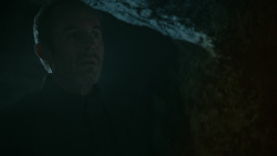 extant_GameOfThrones_3x04-KissedByFire_3014