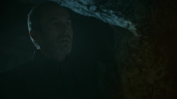 extant_GameOfThrones_3x04-KissedByFire_3015