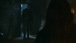 extant_GameOfThrones_3x04-KissedByFire_3021