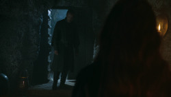 extant_GameOfThrones_3x04-KissedByFire_3027