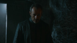 extant_GameOfThrones_3x04-KissedByFire_3038