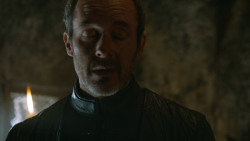extant_GameOfThrones_3x04-KissedByFire_3062