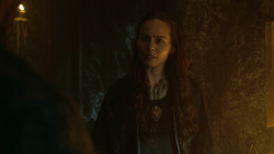 extant_GameOfThrones_3x04-KissedByFire_3074