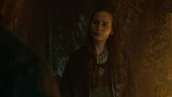 extant_GameOfThrones_3x04-KissedByFire_3084