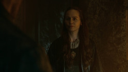 extant_GameOfThrones_3x04-KissedByFire_3102