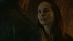 extant_GameOfThrones_3x04-KissedByFire_3145