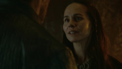 extant_GameOfThrones_3x04-KissedByFire_3147
