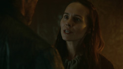 extant_GameOfThrones_3x04-KissedByFire_3162